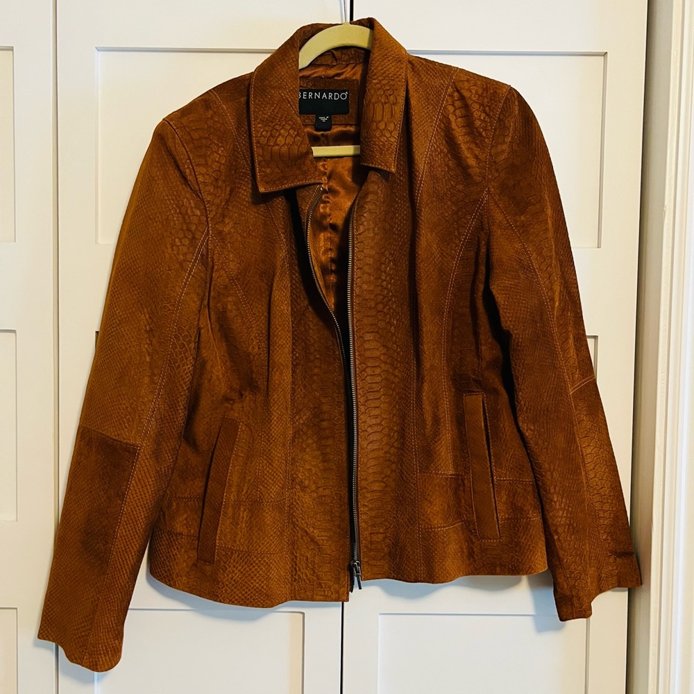 Beautiful leather jacket size XL